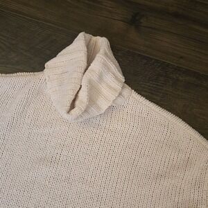 Aerie Ivory Teddy Chenille Turtleneck Sweater XS Oversized Soft Cozy Winter